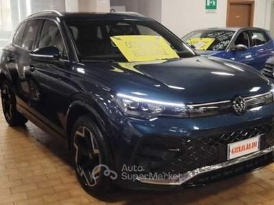 Volkswagen Tiguan 2.0 TDI 150 CV DSG R-Line C/GRIMALDI SPEC.DAY usata Vigevano