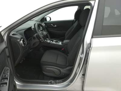 Hyundai Kona Miglior prezzo garantito e consegna in pochi giorni Argento usata Reggio nell'Emilia