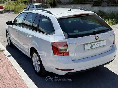 Skoda Octavia SKODA Octavia 1.4 TSI Wagon Ambition G-Tec Bianco usata Cuneo