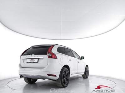 Volvo XC60 D3 Geartronic R-design Kinetic - PER OPERATORI DEL Bianco usata Corciano