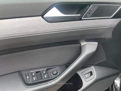 Volkswagen Passat 2.0 TDI Business 150cv DSG Nero usata Sarego
