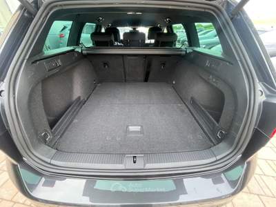 Volkswagen Passat 2.0 TDI Business 150cv DSG Nero usata Sarego