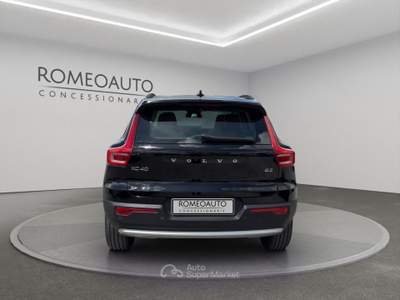 Volvo XC40 B3 automatico Core Nero usata Gubbio