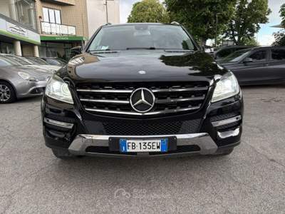 Mercedes-Benz Classe M ML 250 bt Sport 4matic auto Nero usata Alba