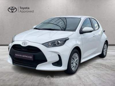 Toyota Yaris 1.5 Hybrid 5 porte Active Grigio usata Caresanablot