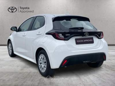 Toyota Yaris 1.5 Hybrid 5 porte Active Grigio usata Caresanablot