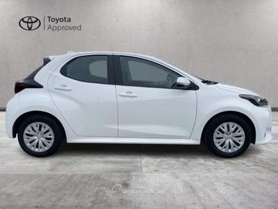 Toyota Yaris 1.5 Hybrid 5 porte Active Grigio usata Caresanablot