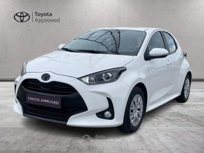 Toyota Yaris 1.5 Hybrid 5 porte Active Grigio usata Caresanablot