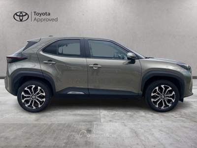 Toyota Yaris Cross 1.5 Hybrid 5p. E-CVT Trend Bronzo usata Caresanablot