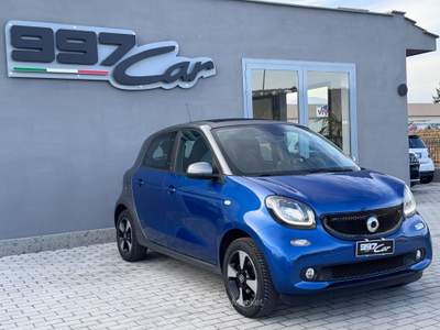Smart ForFour Turbo twinamic Passion*CAPPOTTA APRIBILE*SENSORI*SEDILI RISCAL* Blu/Azzurro usata ARICCIA