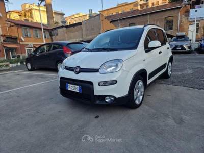 Fiat Panda 1.0 firefly hybrid City Life s&amp;s 70cv 2023 OK NEOPATENTATI Bianco usata ROMA