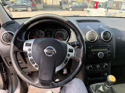 Nissan Qashqai NISSAN  QASHQAI  1.5 DCI  4x4 Grigio usata ROSIGNANO MARITTIMO