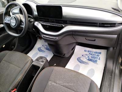 Fiat 500 Fiat 500e 42 kWh La Prima - PER OPERATORI DEL SETTORE Grigio usata Pistoia