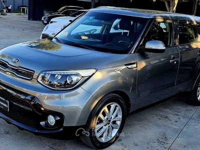 Kia Soul CHILOMETRI CERTIFICATI CARFAX Grigio usata Modugno