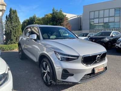 Volvo XC40 automatico Core Argento usata Assisi
