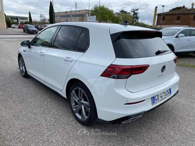 Volkswagen Golf 2.0 TDI 150 CV DSG SCR R-Line Bianco usata Sinalunga
