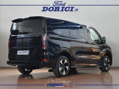 Ford Transit/Tourneo/Bus Tourneo Custom 320 2.0 EcoBlue 170CV aut. AWD PC Sport Nero usata Credaro