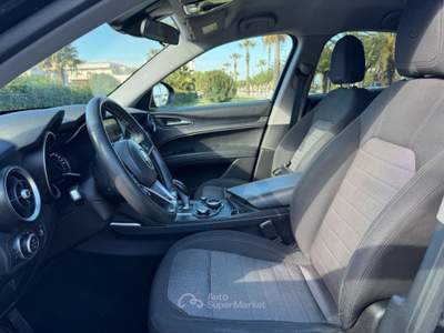 Alfa Romeo Stelvio 2.2 t Business Q4 210cv auto Lilla usata Grottammare