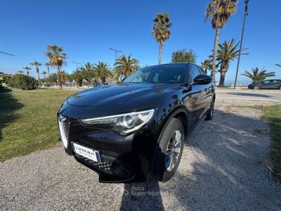 Alfa Romeo Stelvio 2.2 t Business Q4 210cv auto Lilla usata Grottammare