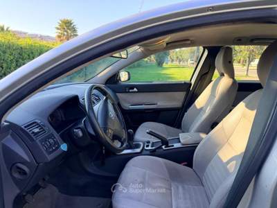 Volvo V50 1.6d Momentum Giallo usata Grottammare