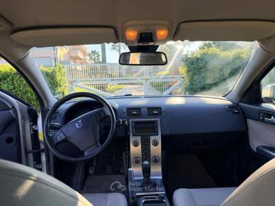 Volvo V50 1.6d Momentum Giallo usata Grottammare
