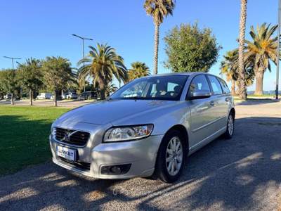 Volvo V50 1.6d Momentum Giallo usata Grottammare