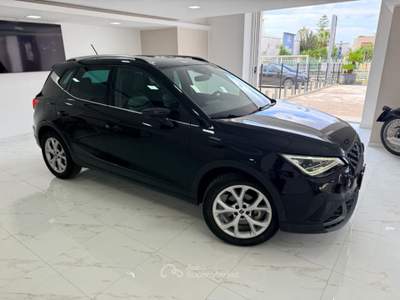 Seat Arona 1.0 EcoTSI 110 CV DSG FR Nero usata MASSAFRA