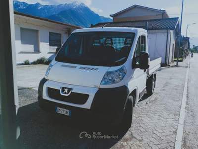 Peugeot Boxer Diesel 120CV 3 POSTI Bianco usata Mantello