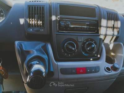 Peugeot Boxer Diesel 120CV 3 POSTI Bianco usata Mantello