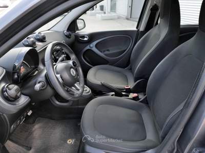 Smart ForFour 70 1.0 twinamic Passion Grigio usata Civita Castellana