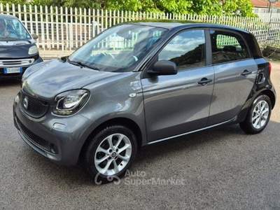 Smart ForFour 70 1.0 basic Grigio usata Itri
