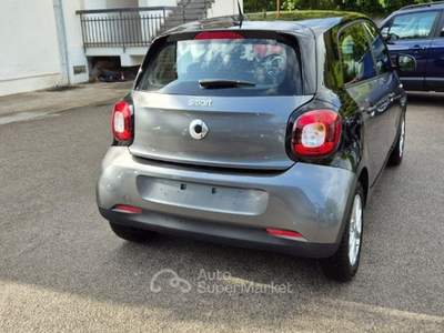 Smart ForFour 70 1.0 basic Grigio usata Itri