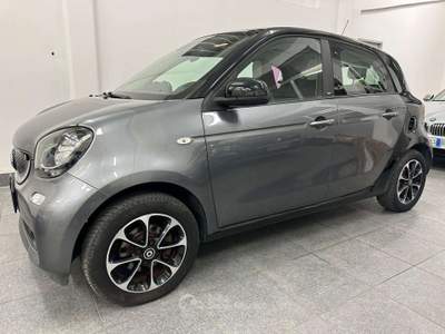 Smart ForFour forfour 70 1.0 Prime Grigio usata Massa