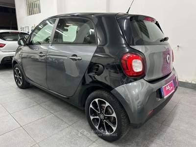 Smart ForFour forfour 70 1.0 Prime Grigio usata Massa