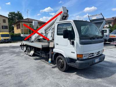 Nissan Cabstar 35.10 TELAIO NO PIATTAFORMA [G36] Bianco usata Sant'Agata Bolognese