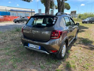 Dacia Sandero *NAVI*GPL DI FABBRICA*NEOPATENTATI* Bronzo usata Grosseto