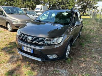 Dacia Sandero *NAVI*GPL DI FABBRICA*NEOPATENTATI* Bronzo usata Grosseto