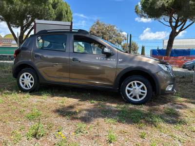 Dacia Sandero *NAVI*GPL DI FABBRICA*NEOPATENTATI* Bronzo usata Grosseto