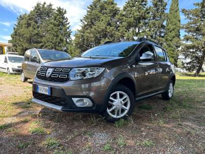 Dacia Sandero *NAVI*GPL DI FABBRICA*NEOPATENTATI* Bronzo usata Grosseto