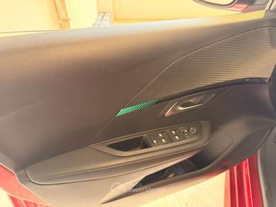 Peugeot 208 5 porte Active Rosso usata Torino