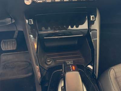Peugeot 208 5 porte Active Rosso usata Torino