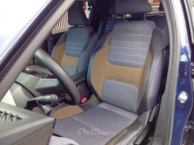 Renault 5 E-Tech Electric Unico proprietario Blu/Azzurro usata Arienzo