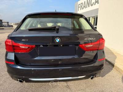 BMW Serie 5 530d d xDrive Touring Luxury Blu/Azzurro usata CALCINATO