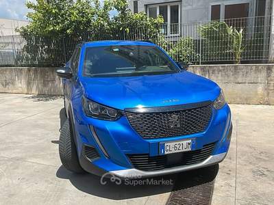 Peugeot 2008 NON fUMATORE, UNICO PROPRIETARIO Blu/Azzurro usata Casoria