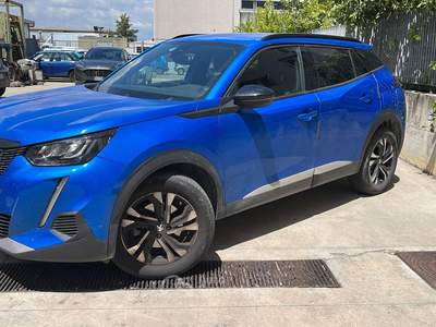 Peugeot 2008 NON fUMATORE, UNICO PROPRIETARIO Blu/Azzurro usata Casoria