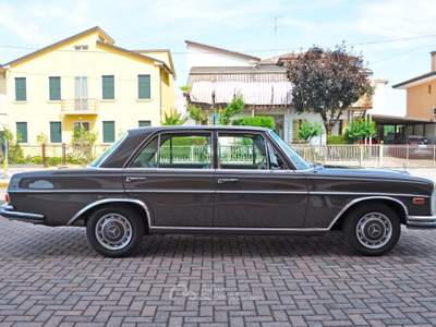Mercedes-Benz 280 SE W108 2.8 1970 - Motore ad Iniezione Marrone usata Saonara