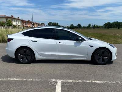 Tesla Model 3 Long Range Dual Motor AWD Bianco usata Casteggio