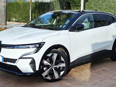 Renault Mégane RENAULT Mégane E-Tech Electric EV 60 220 CV Techno Bianco usata Alcamo