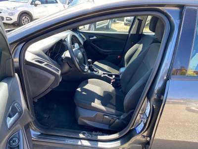 Ford Focus 1.0 EcoBoost 100 CV Start&Stop Business Grigio usata Sinalunga