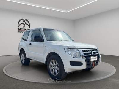 Mitsubishi Pajero 3.2 100th Auto Bianco usata Roma